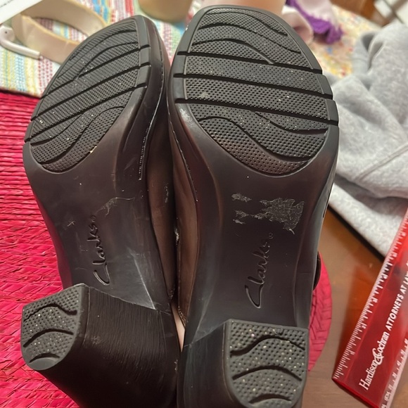 Clarks Womens Mirabelle Brown Leather Heeled Mules Comfort Shoes size 7.5W Wide - Picture 8 of 8